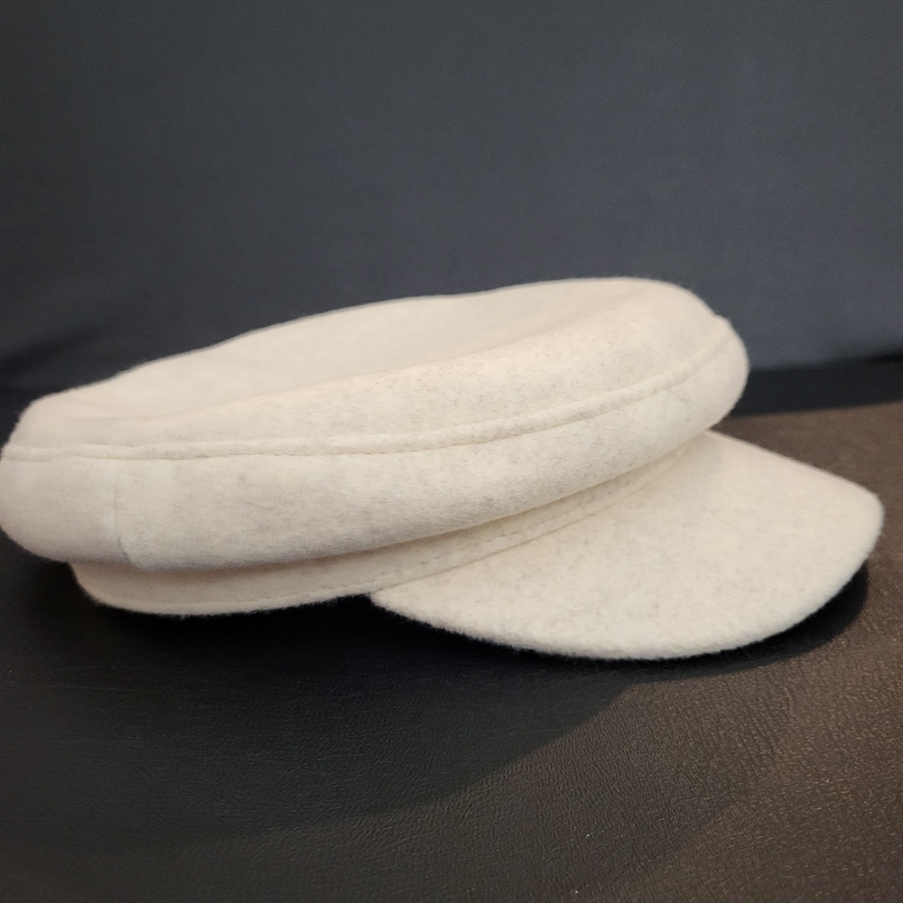 Universal Thread cream Wool Newsboy Cap